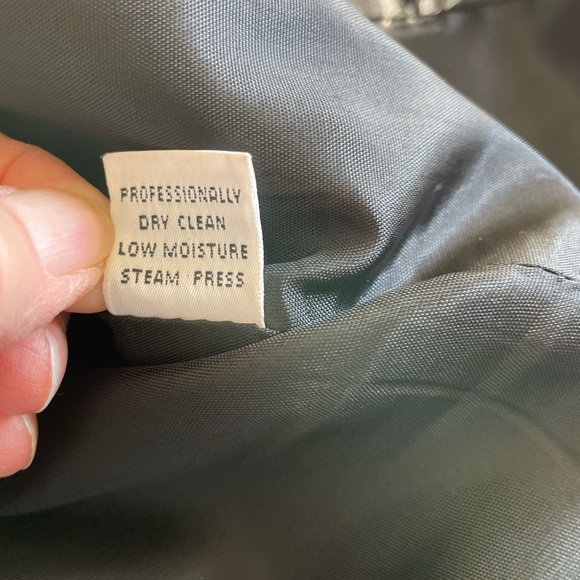 VTG Bretton Place 100% wool 2- piece Jacket And Skirt Set size 8-10 Women’s - Picture 7 of 16